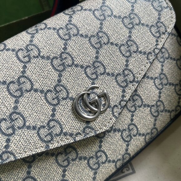 Gucci Mini Ophidia Shoulder Bag | Neutrals - Picture 6 of 9